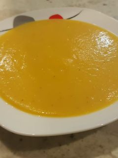 Una foto de Crema de berenjena y calabaza