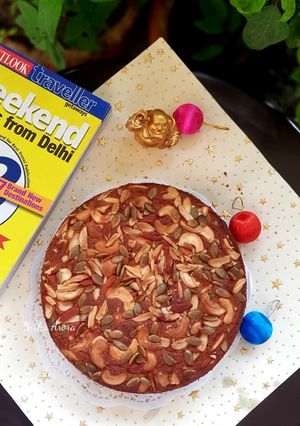 रोस्टेड नट्स केक (Roasted nuts cake recipe in hindi) रेसिपी मुख्य फोटो