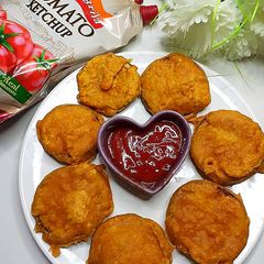 A picture of Bengan ka pakoray.
