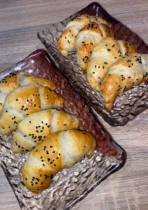 Une photo de Croissant à la viande hachée 🥐🥩