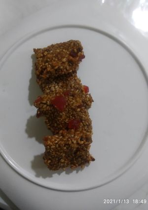A picture of Till Cherry Chikki.