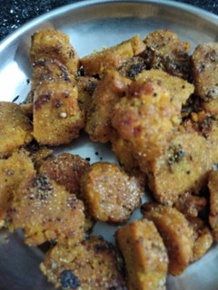 મુઠીયા (Muthia Recipe In Gujarati) રેસીપી મુખ્ય ફોટો