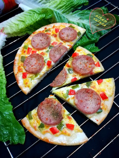 عکسی از دستور پیتزا پپرونی الهام پز 🍕🍕🍕