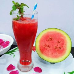A picture of Watermelon Mint Mocktail.