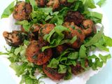 પાલક વેજ મંચુરિયન (Palak Veg Manchurian Recipe In Gujarati)
