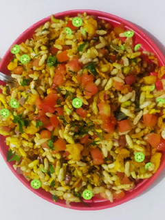कोल्हापुरी ओली भेल(Kolhapuri oli bhel recipe in Hindi) रेसिपी मुख्य फोटो