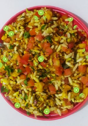 कोल्हापुरी ओली भेल(Kolhapuri oli bhel recipe in Hindi) रेसिपी मुख्य फोटो
