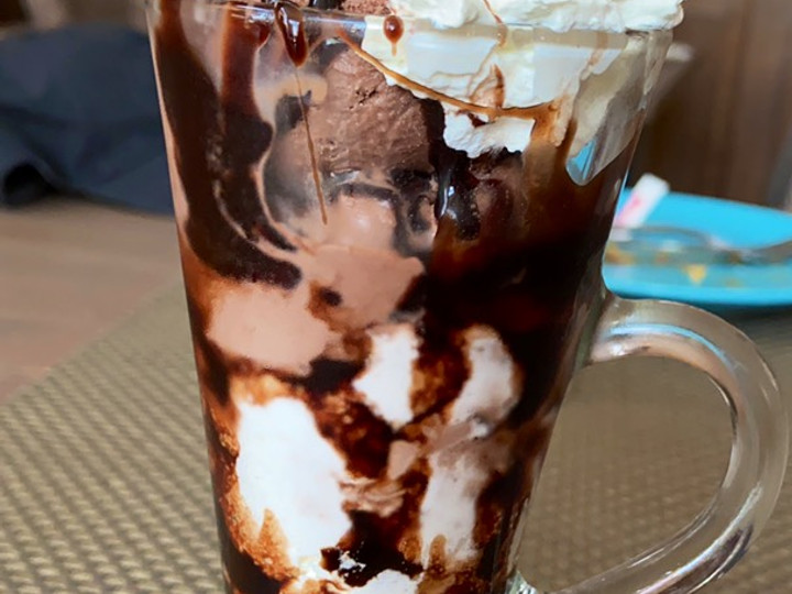 Anti Ribet, Bikin Chocolate ice cream Sundae rasa restaurant Enak Dan Mudah