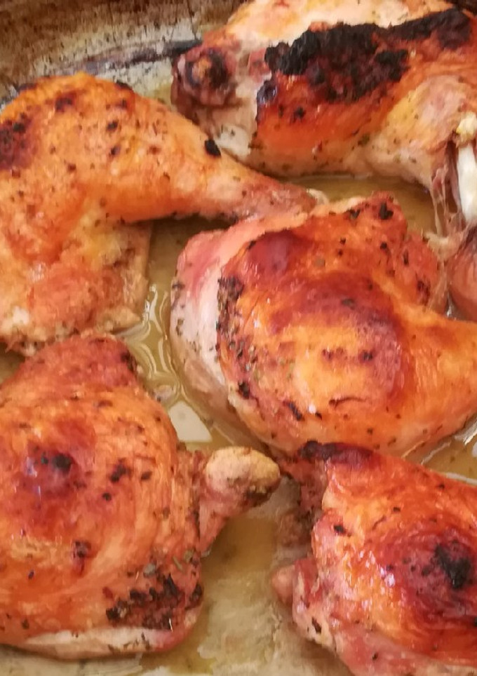 Una foto de Pollo al horno súper fácil