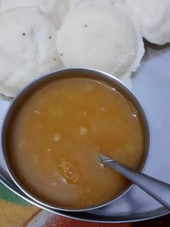 इडली सांबर (Idli Sambar recipe in hindi) रेसिपी मुख्य फोटो