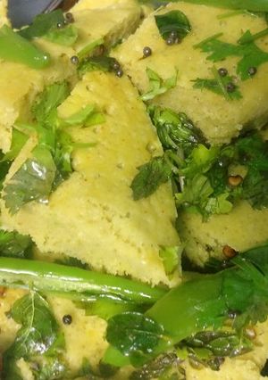 A picture of Khaman dhokla.