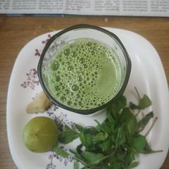A picture of Detox drink.