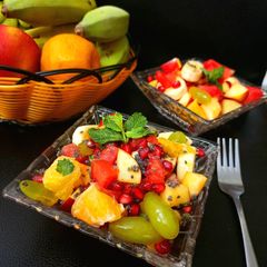 A picture of Fruit Salad.