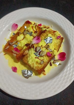 A picture of Instant Shahi Tukda.