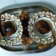 A picture of Deep fried rajbhog icecream.