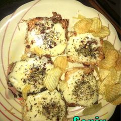 A picture of Cheese Garlic Bread Toast.