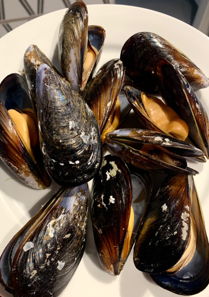 Una foto de Mejillones al vapor (MCC)