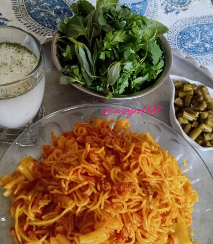عکسی از دستور 🍝🌿🍀ماکارانی با سبزی خوردن تازه خانگی🍝🍀🌿