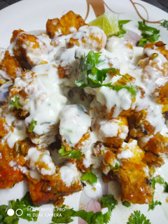 A picture of Cheesy masala pav.