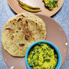 Methi nu lot valu shaak(methi ki besan vali sabji) A picture of Methi nu lot valu shaak(methi ki besan vali sabji).