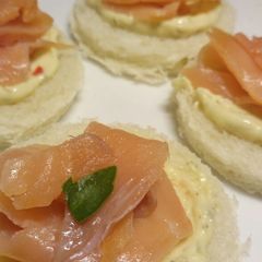 Tartine di salmone A picture of Tartine di salmone.