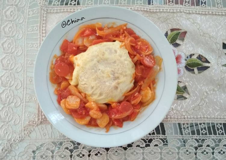 &#34;Nasi telur dadar&#34; with tomato sauce