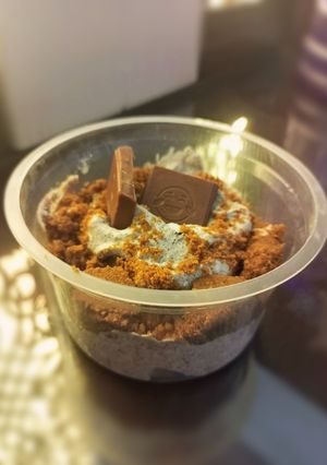A picture of Oreo n Candi Dessert.