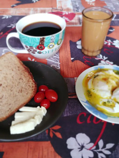 Una foto de *Huevos Turcos - Çilbir* 🍳