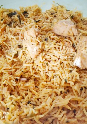 A picture of Boneless Chicken Biryani.