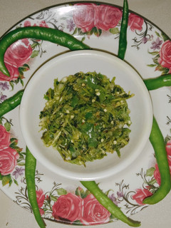 ठेचा (thecha recipe in Hindi) रेसिपी मुख्य फोटो
