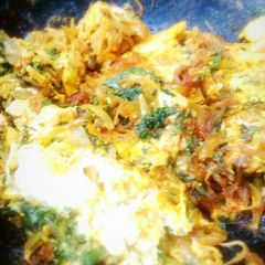 A picture of Hyderabadi khageena (Egg-onion side dish).