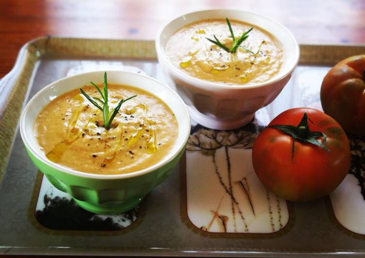 Salmorejo con un toque de apio fresco - veggie