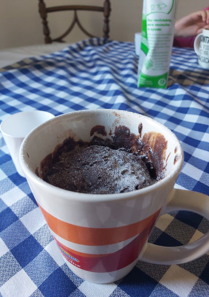 Una foto de Brownie a la taza☕🤗😋