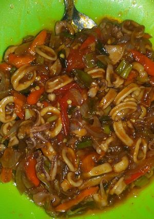Foto resep Cumi🐙 saus padang *ala me*✌