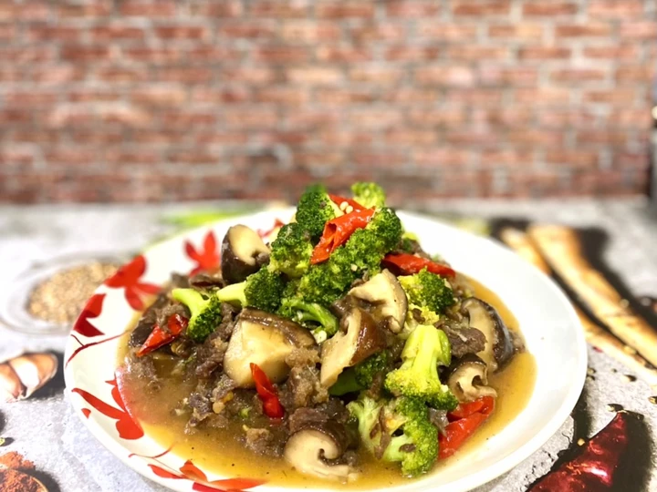 Cara Gampang Membuat Resep Brokoli Cah Daging Sapi yang  Bikin Ketagihan Anti Ribet, Menggugah Selera