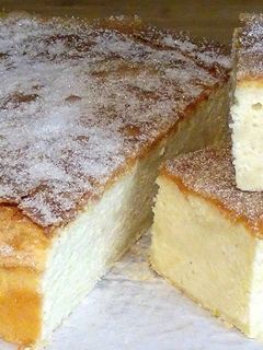 Una foto de Bizcocho de claras. Bica blanca de Laza