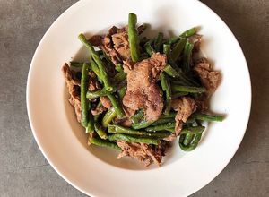 Hình của món Đậu Đũa Xào Thịt Thăn Bò.