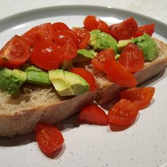 A picture of Chunky red and green on toast.