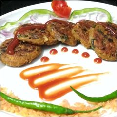 A picture of Saag oats cutlet.