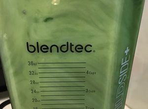 Una foto de Batido de Col Rizada- Manzana-Maca (smoothie)