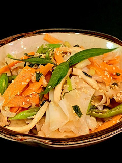 Hình của món Bánh tráng trộn nước tương.