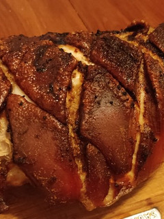 Una foto de Pierna de cerdo asada