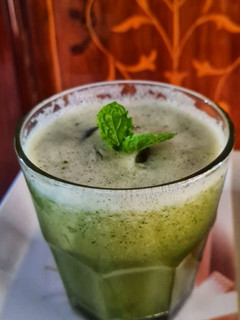 खीरा पुदीना जूस (kheera pudina juice recipe in Hindi) रेसिपी मुख्य फोटो