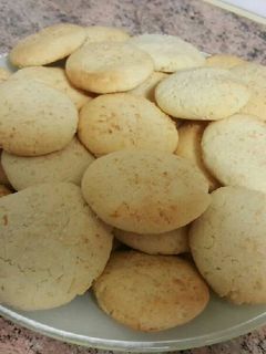 Una foto de Galletas de limón y coco