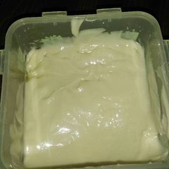 A picture of Easy cake release.