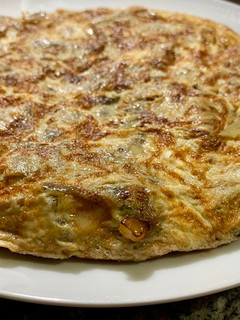 Una foto de Tortilla de alcachofas un poquito más saludable jaja