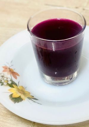 A picture of Amla beetroot juice.