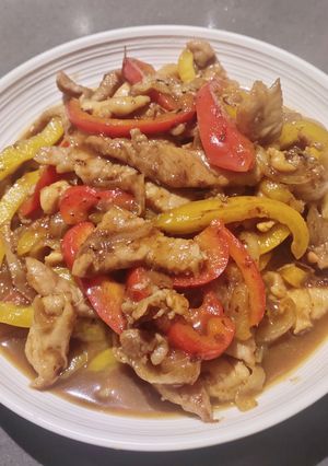 A picture of Sliced Pork with Capsicum.