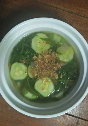 Foto resep Sayur Bening Timun Kangkung