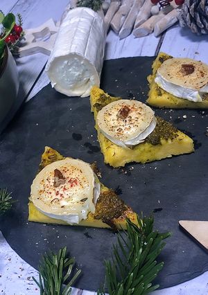 Une photo de Toasts polenta chèvre pesto